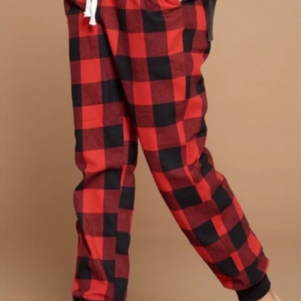 Red Buffalo plaid joggers - Picture 3 of 4